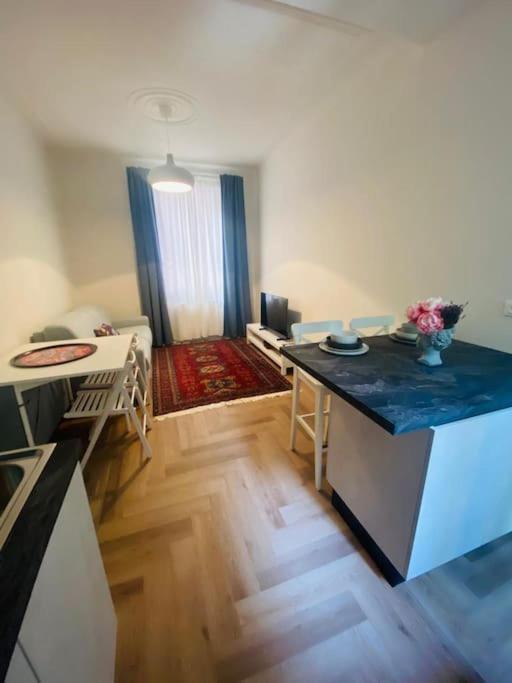 Nuovissimo Trilocale In Centro : Ca' Del Mar Apartment Sanremo